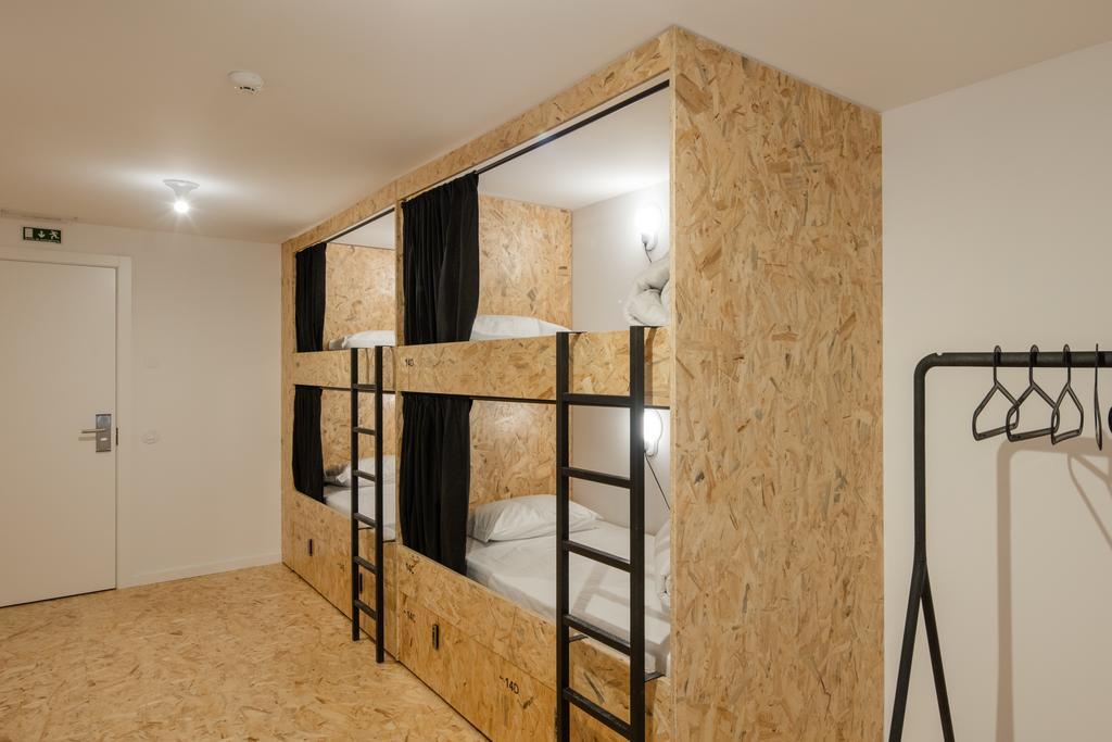 Hostel Conii & Suites Algarve Куартейра Екстер'єр фото