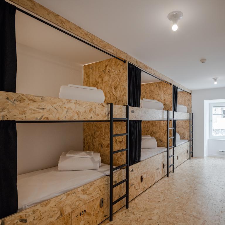 Hostel Conii & Suites Algarve Куартейра Екстер'єр фото