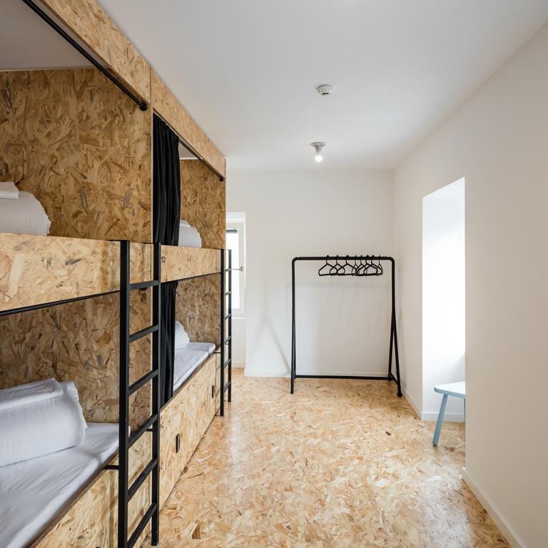 Hostel Conii & Suites Algarve Куартейра Екстер'єр фото